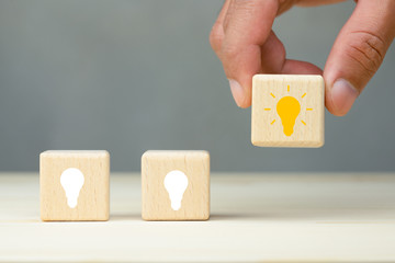 如何使联想笔记本电脑通过小米wify盒子连接电视机