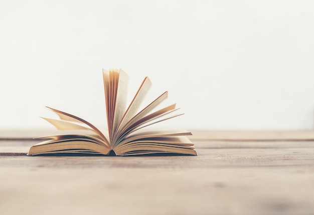 如何去掉笔记本静电？