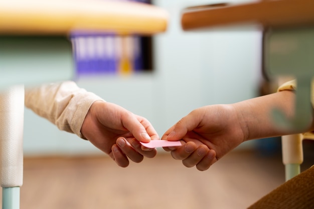 如何修改任务栏外观-